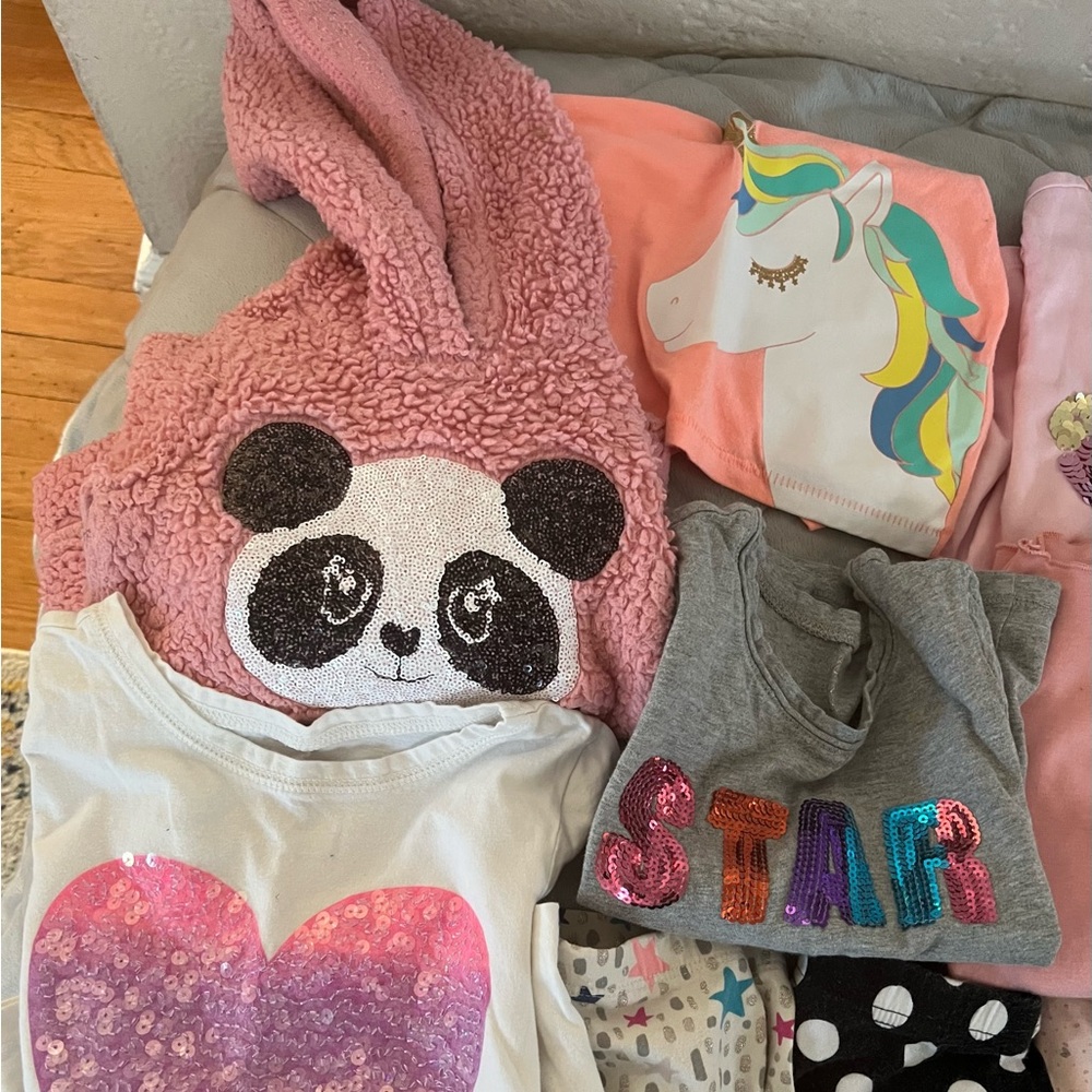 17-piece Bundle of size 4 girl’s clothes